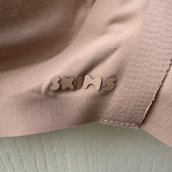 SKIMS Scoop Bralette - Mica - Picture 2 of 4